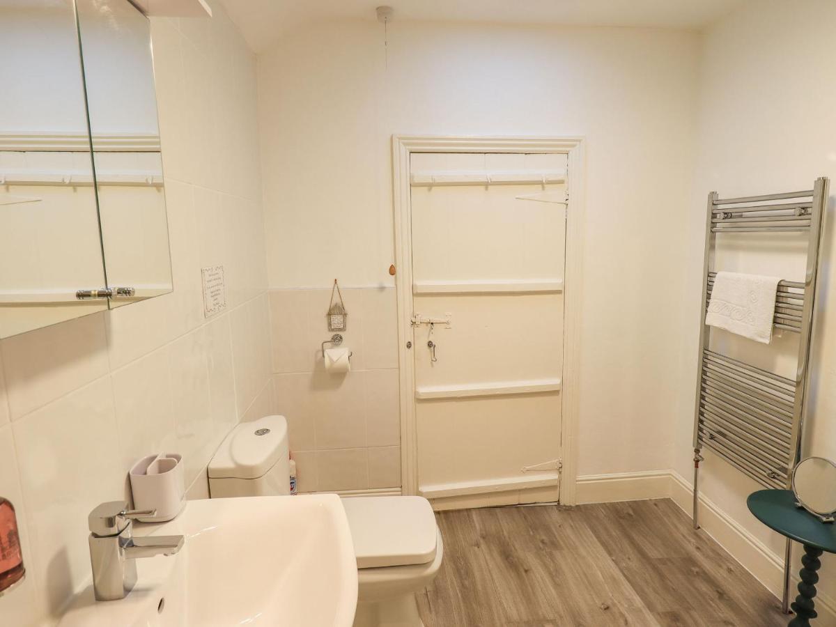 Violet Cottage Ембълсайд Екстериор снимка